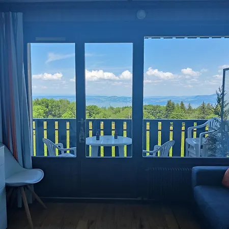 Au Coeur De La Montagne Apartment *